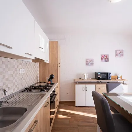 Carpe Diem In Kosinozici - Istrien Casa de hóspedes Vrznaveri
